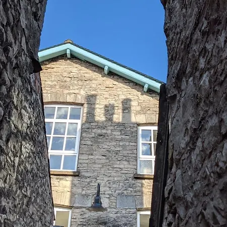 The Old Church - Tanners Yard, Two Adjoining With Private Coridor *